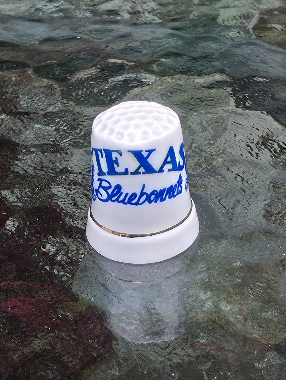 Ceramic Souvebir Thimble Texas